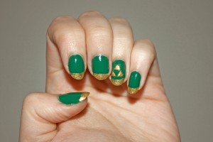 Triforce Nail Art